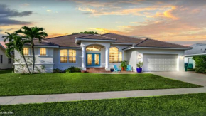 5BR Beach House - Private Pool - Beach Access Included